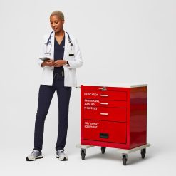 Alternative view of Figs Bellevue Classic Short Lab Coat - Medical Lab Coat, Healthcare Workwear