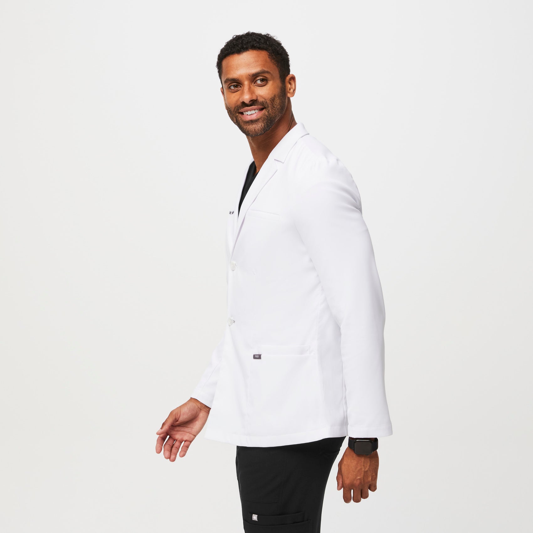 Figs Harlem Classic Short Lab Coat - Medical Lab Coat, Healthcare Workwear - Image 4