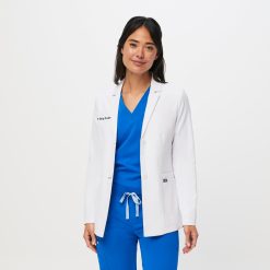 Figs Bellevue Slim Short Lab Coat - Medical Lab Coat, Healthcare Workwear